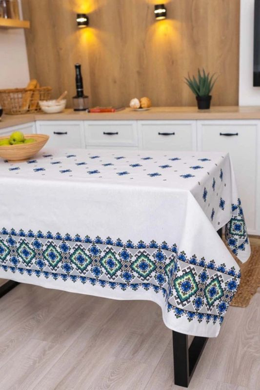 Скатертина на стіл "Україна"